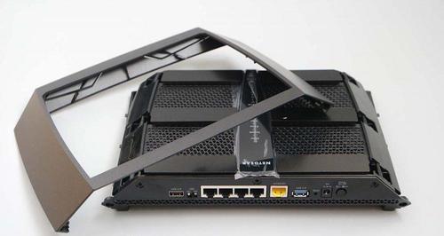 网件R6100性能评测（揭秘网件R6100路由器的性能表现与优劣）
